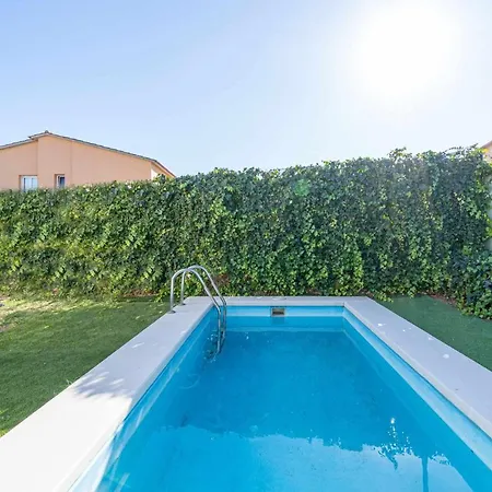 Jouvacations La Selva Villa *